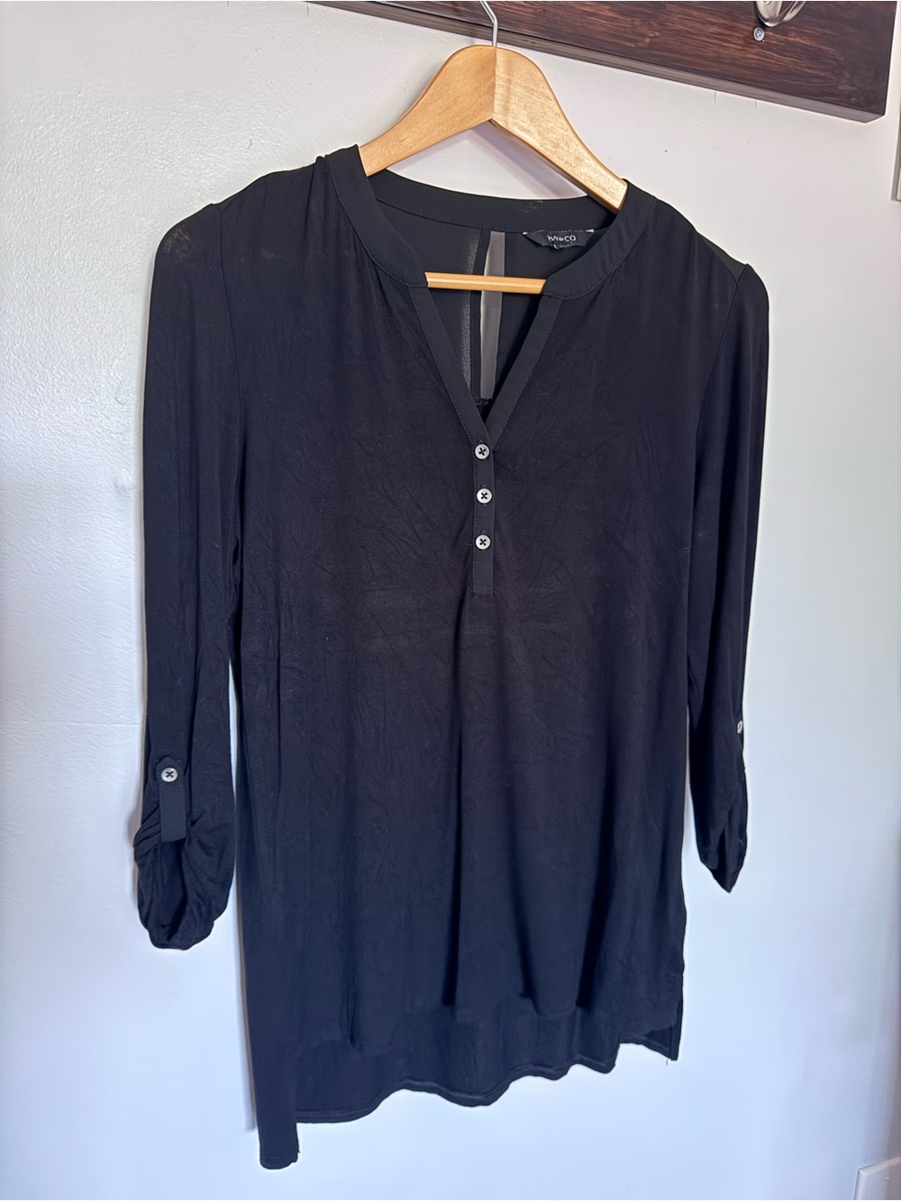 RW&CO. Black Long-Sleeve V-Neck Henley Tunic